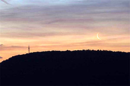 عربستانی‌ها چطور هلال ماه شوال را رصد و جمعه را عید فطر اعلام کردند؟+ عکس
