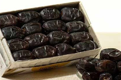 خوردن خرما در ماه رمضان به این دلایل توصیه میشود
