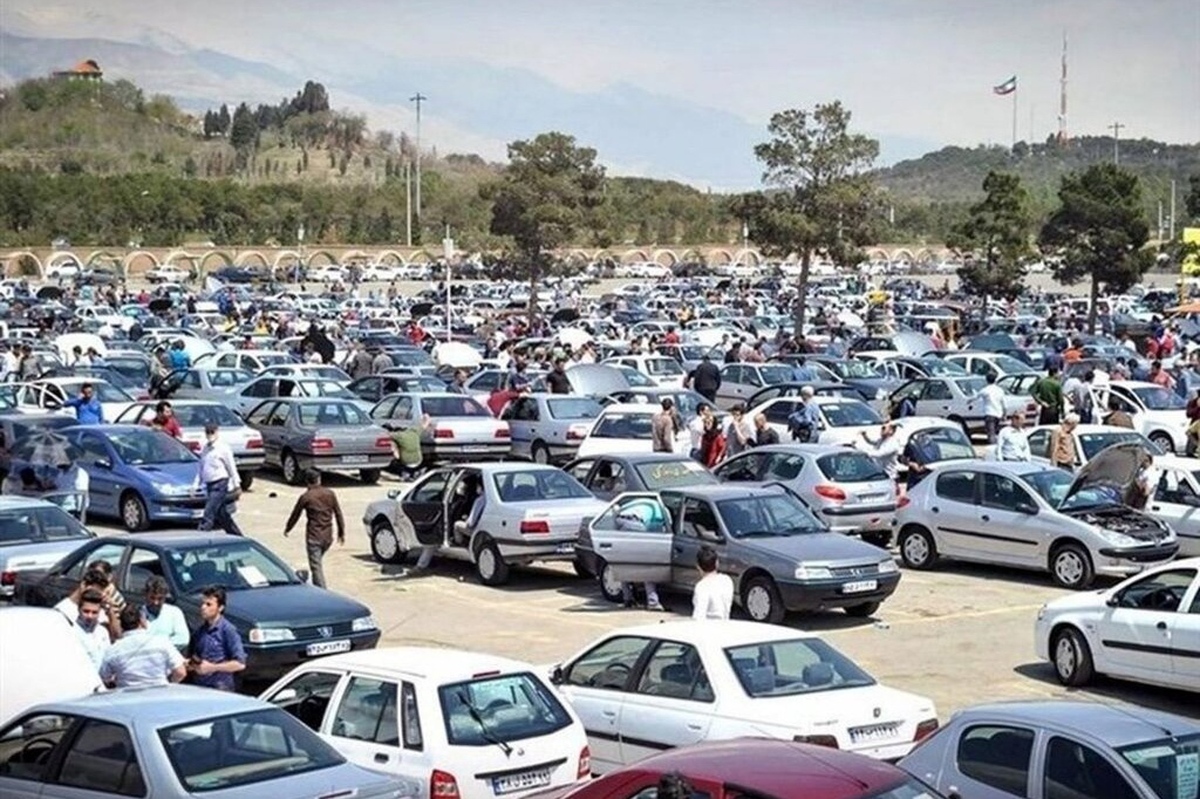 قیمت خودروهای داخلی و خارجی در بازار آزاد ۲ دی ۱۴۰۲/ کوییک، تارا اتوماتیک، هایما و چانگان چند؟+ جدول قیمتها