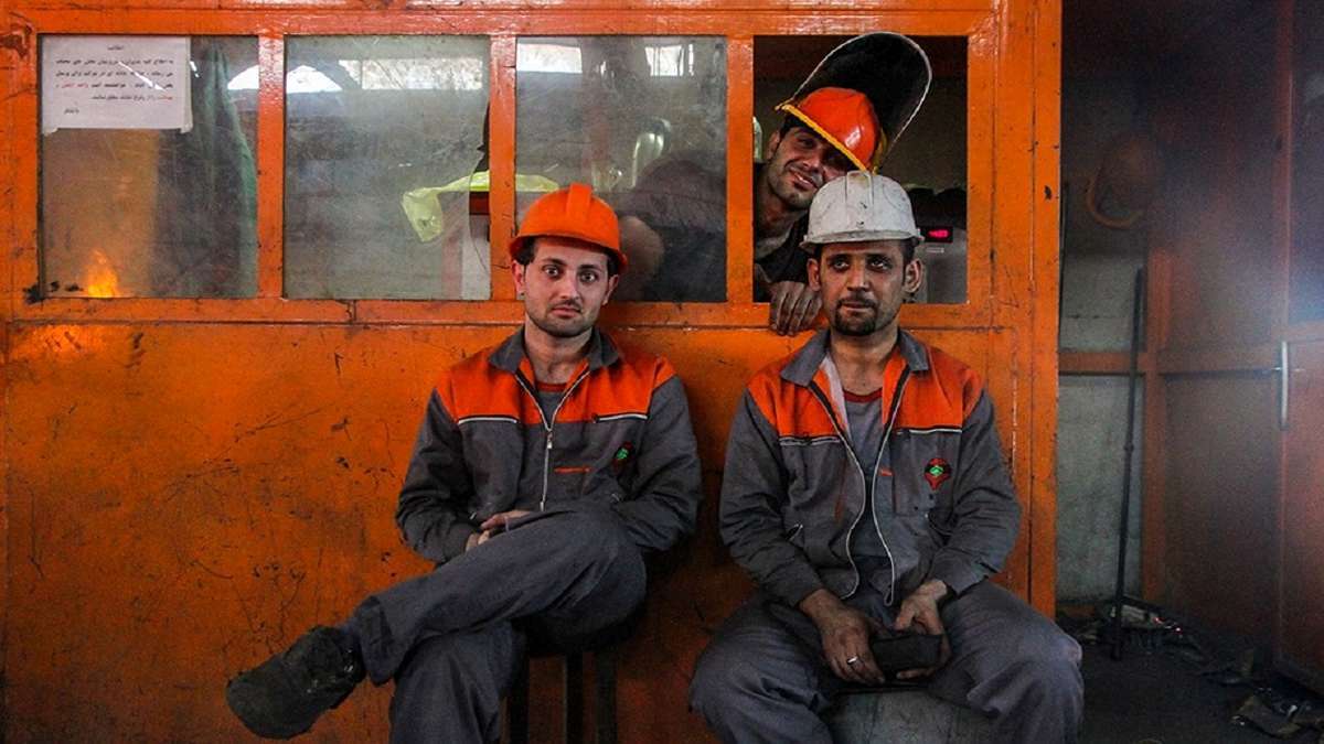 قرارداد کدام کارگران دائمی میشود؟