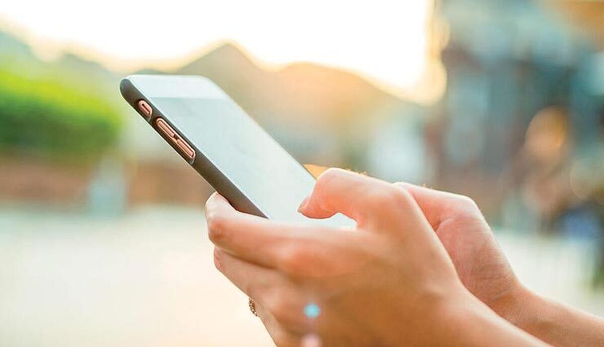 تلفن همراه باعث بیشفعالی در بزرگسالان میشود؟