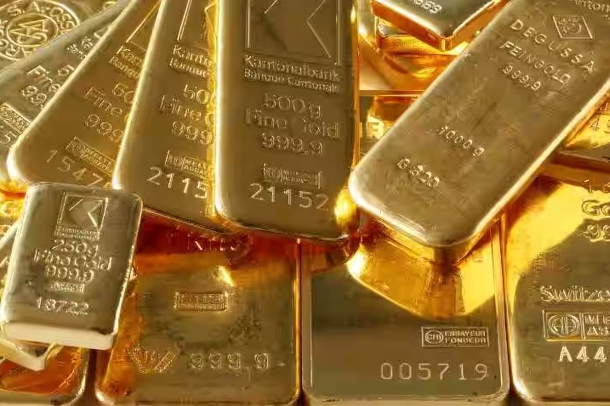 قیمت جهانی طلا امروز ۱۴ بهمن ۱۴۰۲؛ قیمت هر اونس طلا چقدر کاهش یافت؟