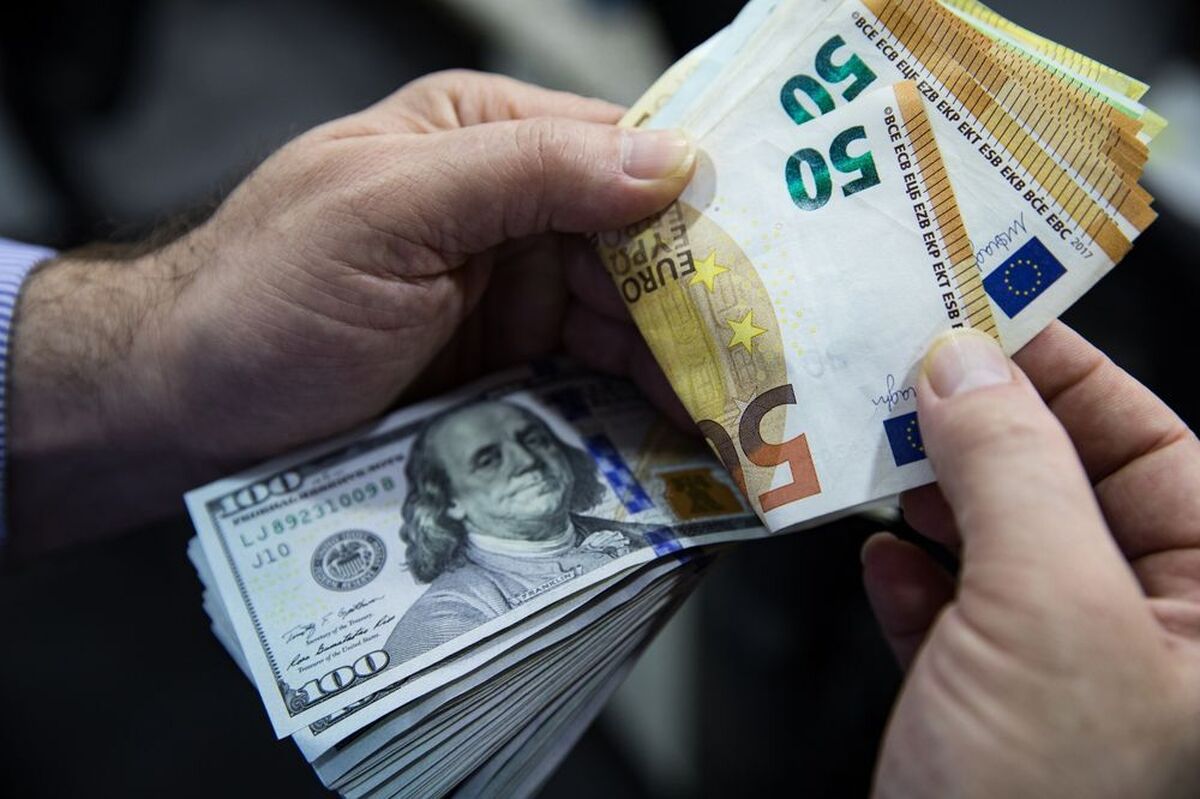 قیمت ارزها در مرکز مبادله امروز ۲۳ بهمن ۱۴۰۲؛ دلار ثابت ماند