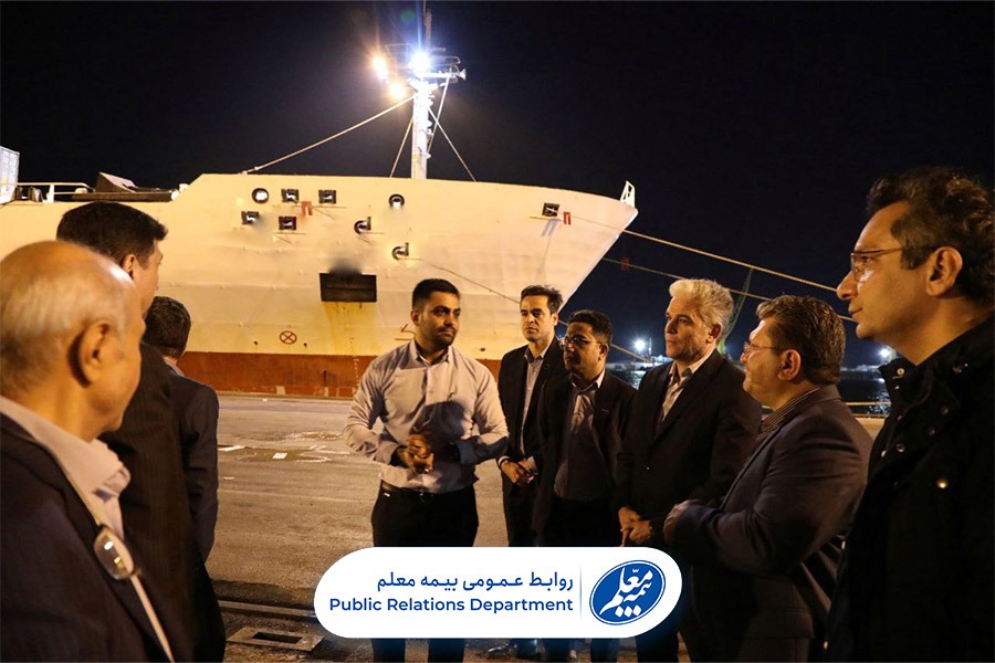 بازدید مدیرعامل بیمه معلم از نمایشگاه صنایع دریایی ایران