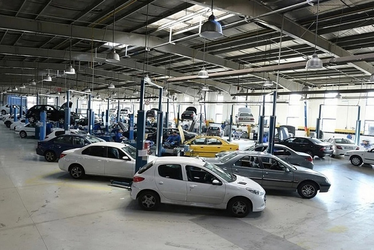 قیمت خودروهای ایرانخودرو در بازار آزاد ۱۰ اسفند ۱۴۰۲؛ تارا اتوماتیک، دناپلاس و پژو ۲۰۷ چقدر گران شد؟+ جدول قیمتها
