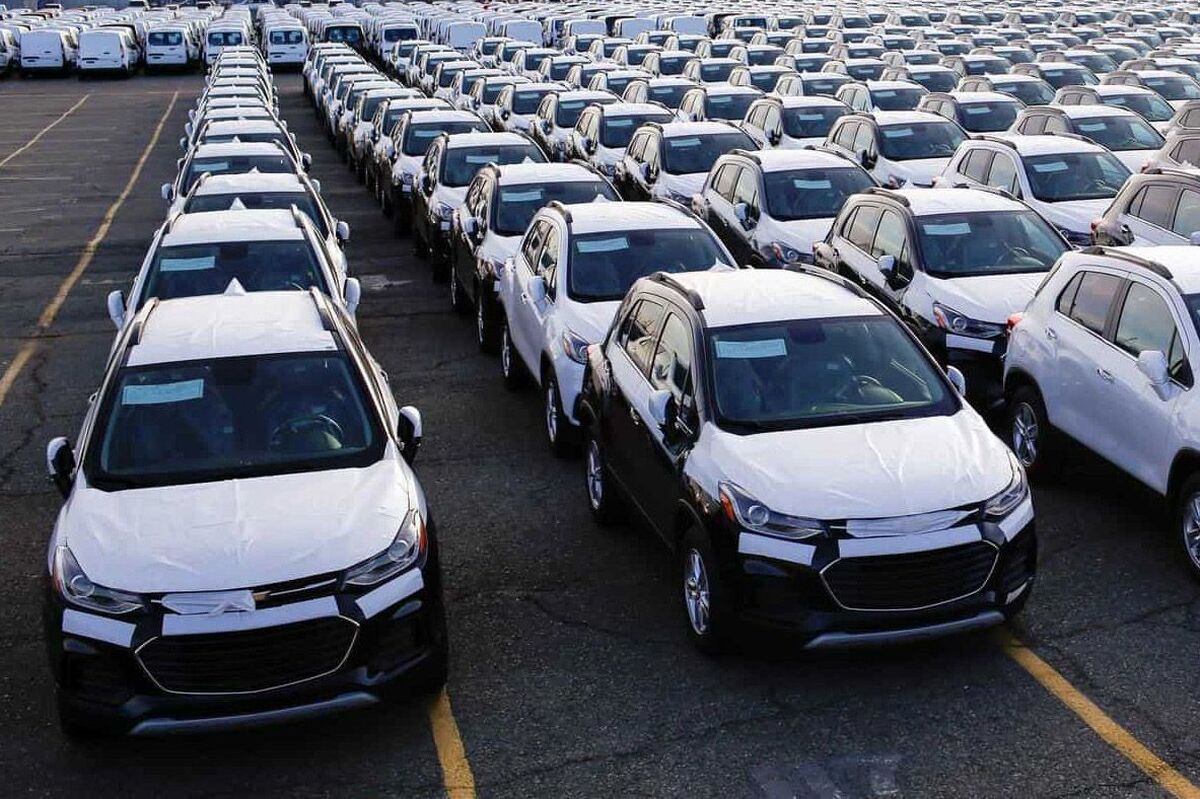 امشب پایان مهلت انتخاب خودرو برای ثبت‌نام کنندگان خودروهای وارداتی