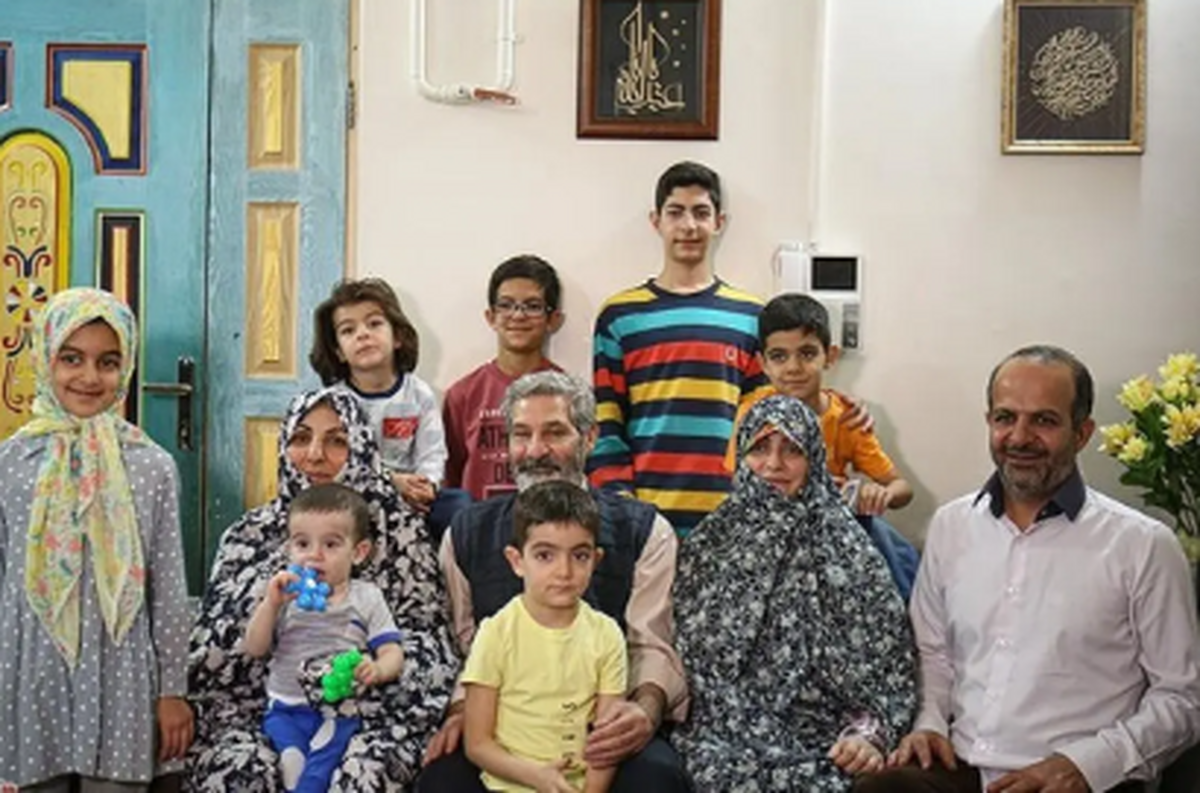 مهاجرت مادر دهه شصتی تبلیغکننده فرزندآوری با ۱۰ فرزندش!