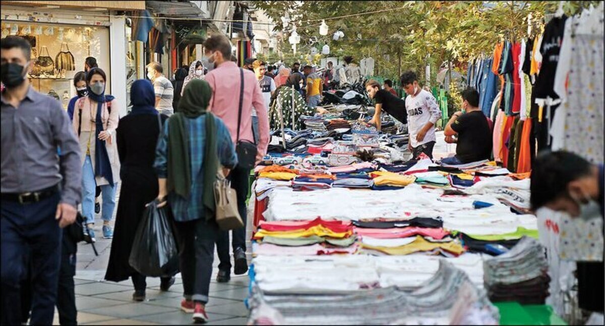 درآمد بعضی دستفروشان از حقوق ماهیانه یک کارمند هم بیشتر است!