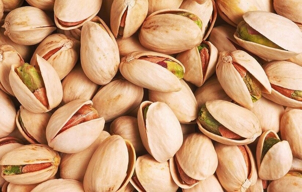 پسته از پوکی استخوان و سرطان جلوگیری میکند