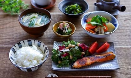 این 12 خوراکی ژاپنی از کبد چرب جلوگیری میکند