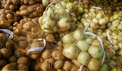 ممنوعیت صادرات پیاز و سیب‌زمینی لغو شد