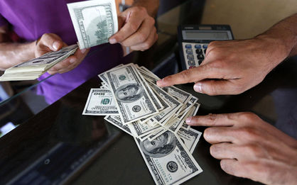 خریداران از بازار دلار فرار کردند