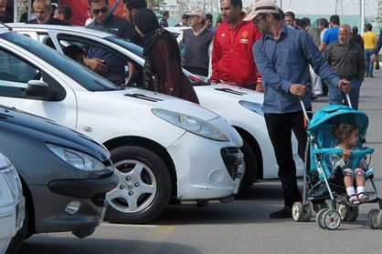 قیمت روز خودروهای داخلی و خارجی در بازار ۱۳ مرداد ۱۴۰۲/ هیجان بازار خودرو فروکش می‌کند؟+ جدول قیمت‌ها