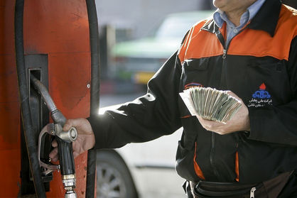 دولت برنامه‌ای برای افزایش قیمت بنزین دارد؟