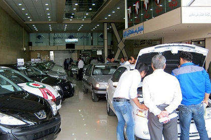 قیمت خودروهای ایرانخودرو در بازار آزاد ۲ مرداد ۱۴۰۲/ دناپلاس، پژو پارس، ۲۰۷، راناپلاس و تارا چند؟+ جدول قیمتها