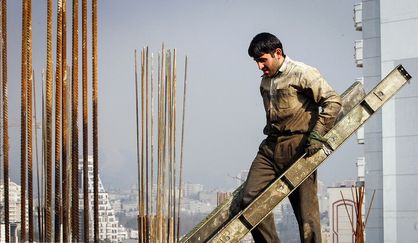 بیمه ۳۰۰هزار کارگر ساختمانی قطع شد