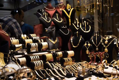 قیمت طلا امروز ۱۷ شهریور ۱۴۰۲ در بازار آزاد/ طلای ۱۸ عیار و طلای ۲۴ عیار چند معامله شد؟+ جدول قیمتها