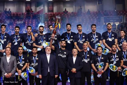 کادر فنی تیم ملی والیبال ایران تغییر می‌کند؟
