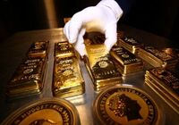 قیمت جدید طلا اعلام شد/ هر اونس طلا چند قیمت خورد؟