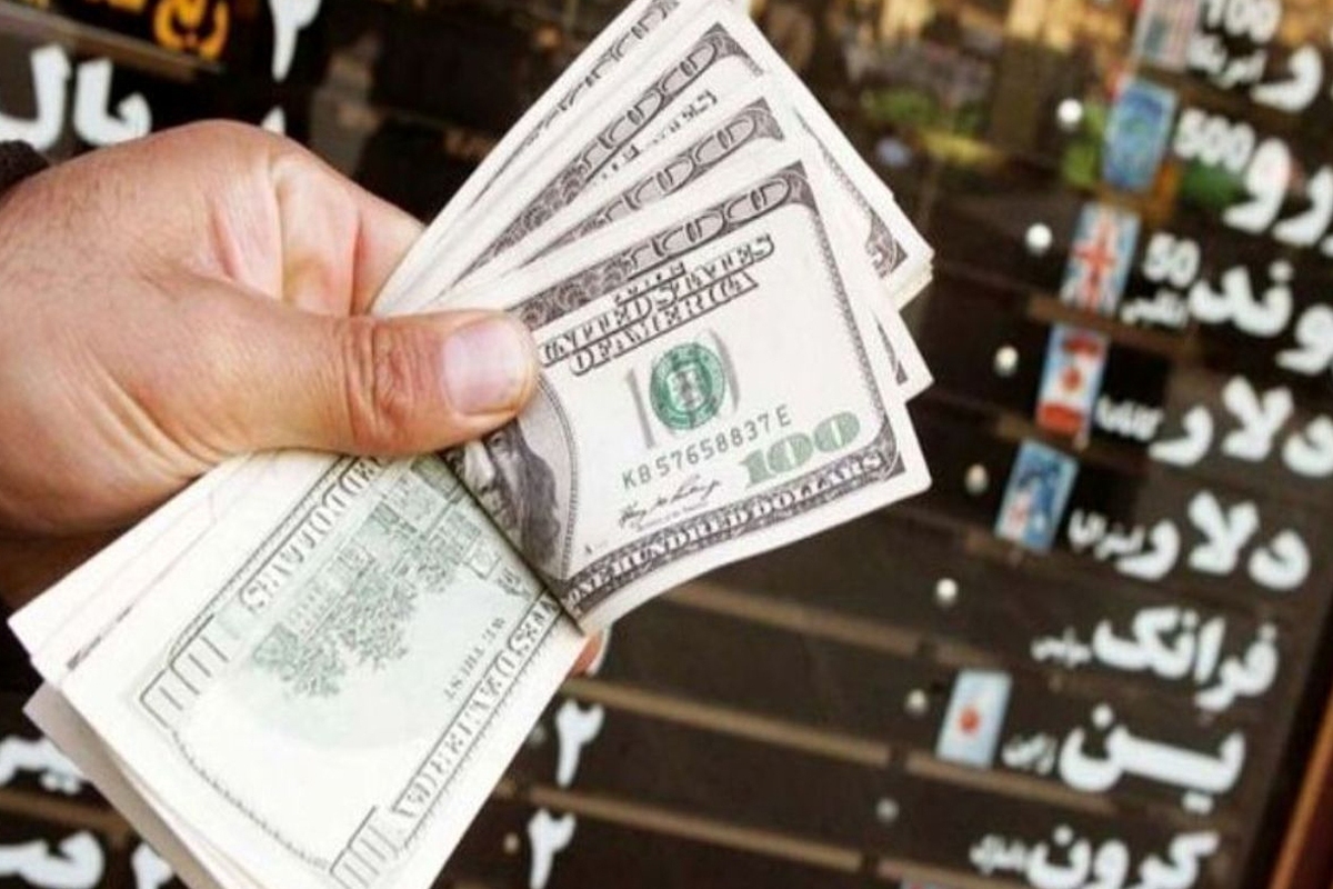 قیمت ارز امروز ۱۳ آبان ۱۴۰۲/ دلار و یورو در مرکز مبادله چقدر گران شد؟