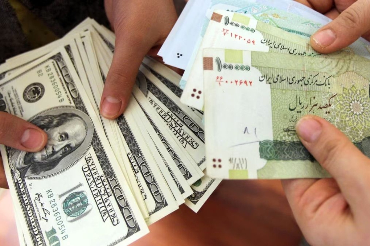 قیمت دلار امروز ۱۵ آبان ۱۴۰۲ در بازار آزاد/ دلار وادار به عقبنشینی شد؟
