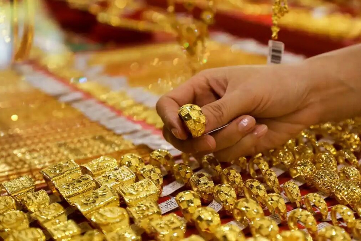 قیمت طلا، سکه امروز ۲۵ آبان ۱۴۰۲ در بازار آزاد/ طلای ۱۸ عیار، سکه امامی و ربع‌سکه چند؟+ جدول قیمت‌ها