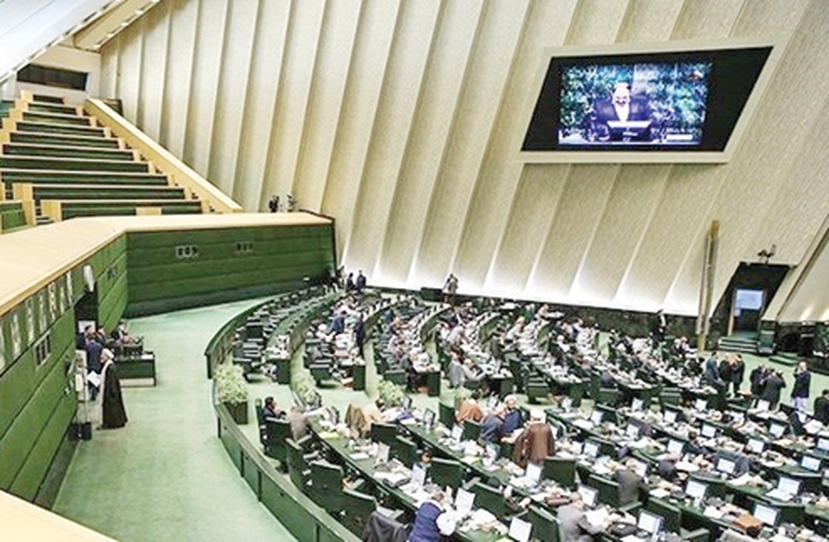 اقتصاد ايران در آرامش پيش از توفان است؟