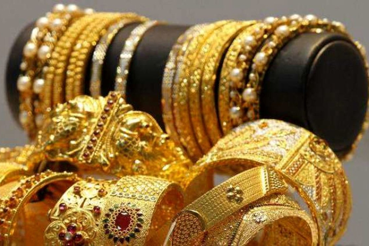 قیمت طلا امروز ۱۰ آذر ۱۴۰۲ در بازار آزاد/ طلای ۱۸ عیار و ۲۴ عیار چند خرید و فروش شد؟+ جدول قیمتها