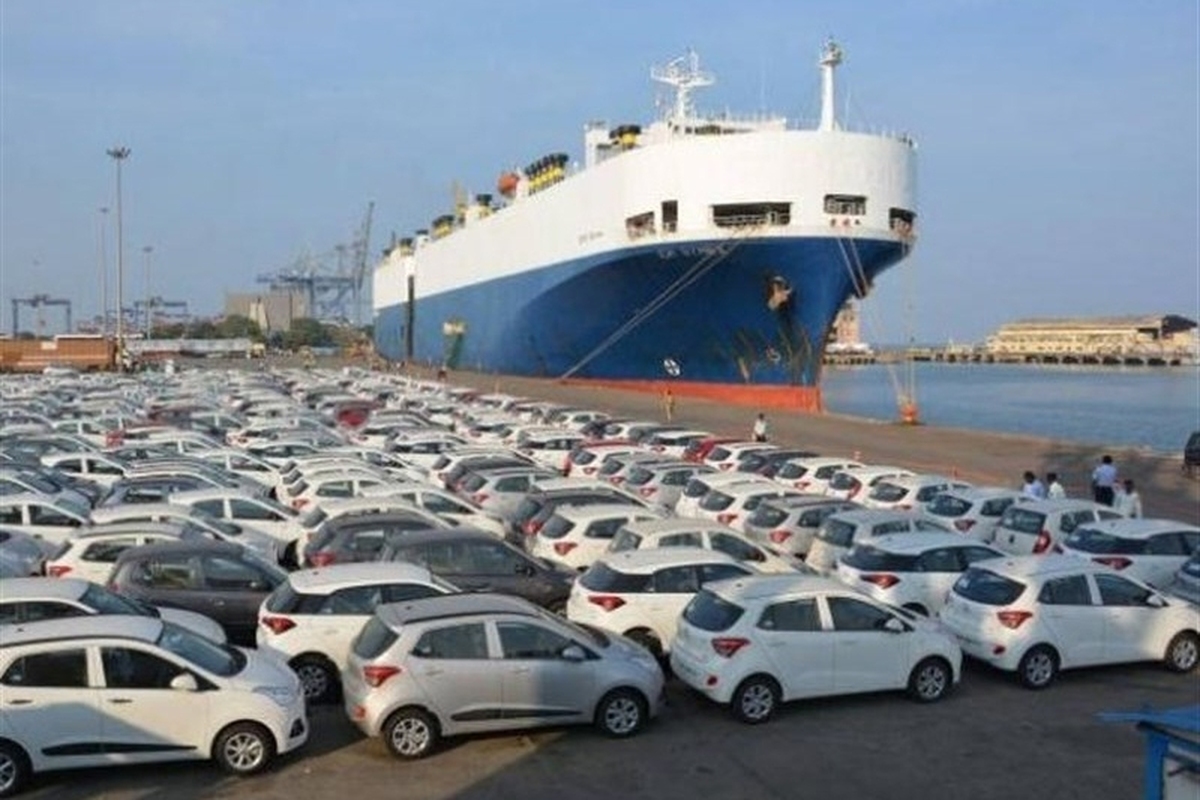 دولت به نیروی انتظامی برای واردات ۲۰۰۰ خودروی سواری مجوز داد+ سند