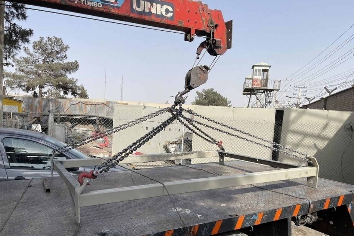 سرقت حرفهای ۴۵ خودرو با جرثقیل/ ۱۵ سارق در تهران دستگیر شدند
