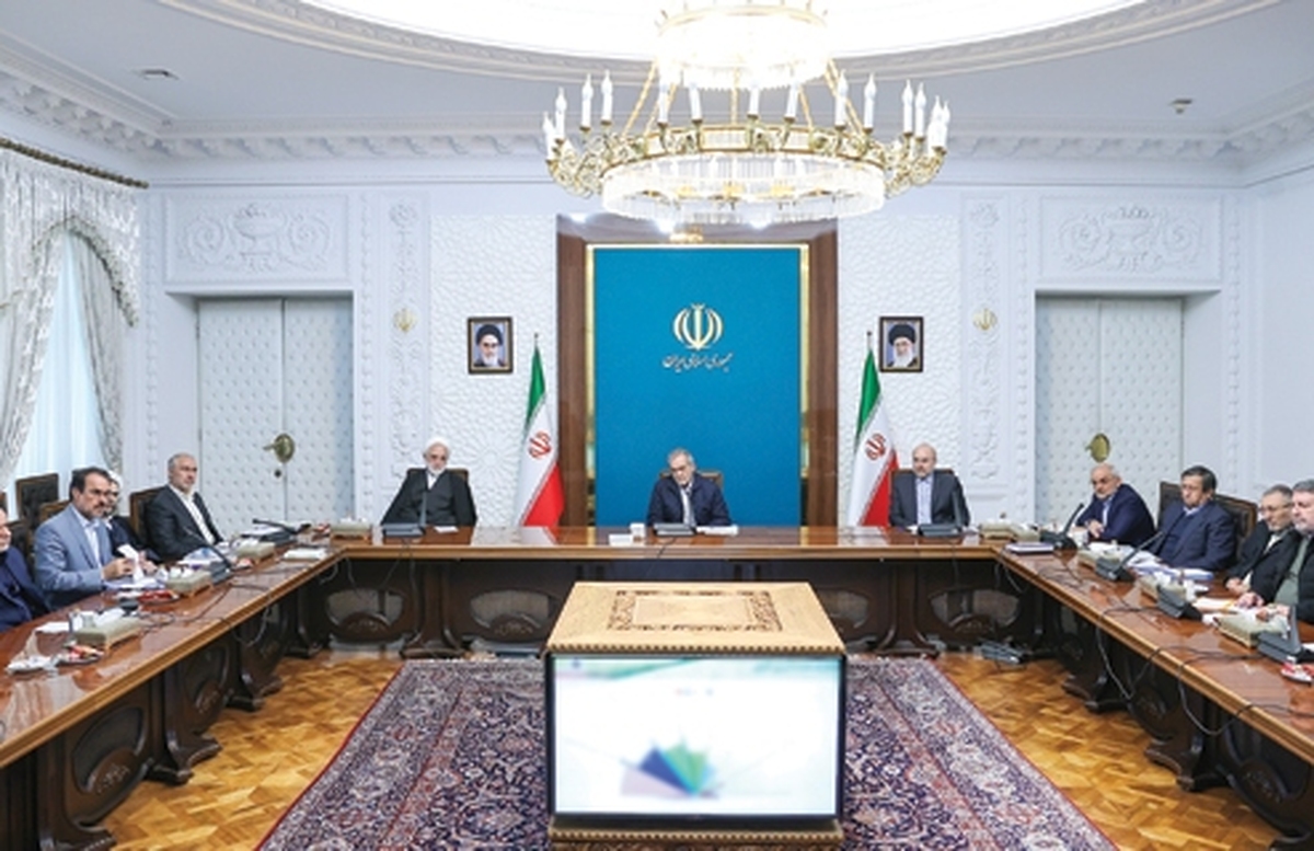 مديريت  چالش‌هاي  ارزي  در خطر  برخوردهاي  سياسي!