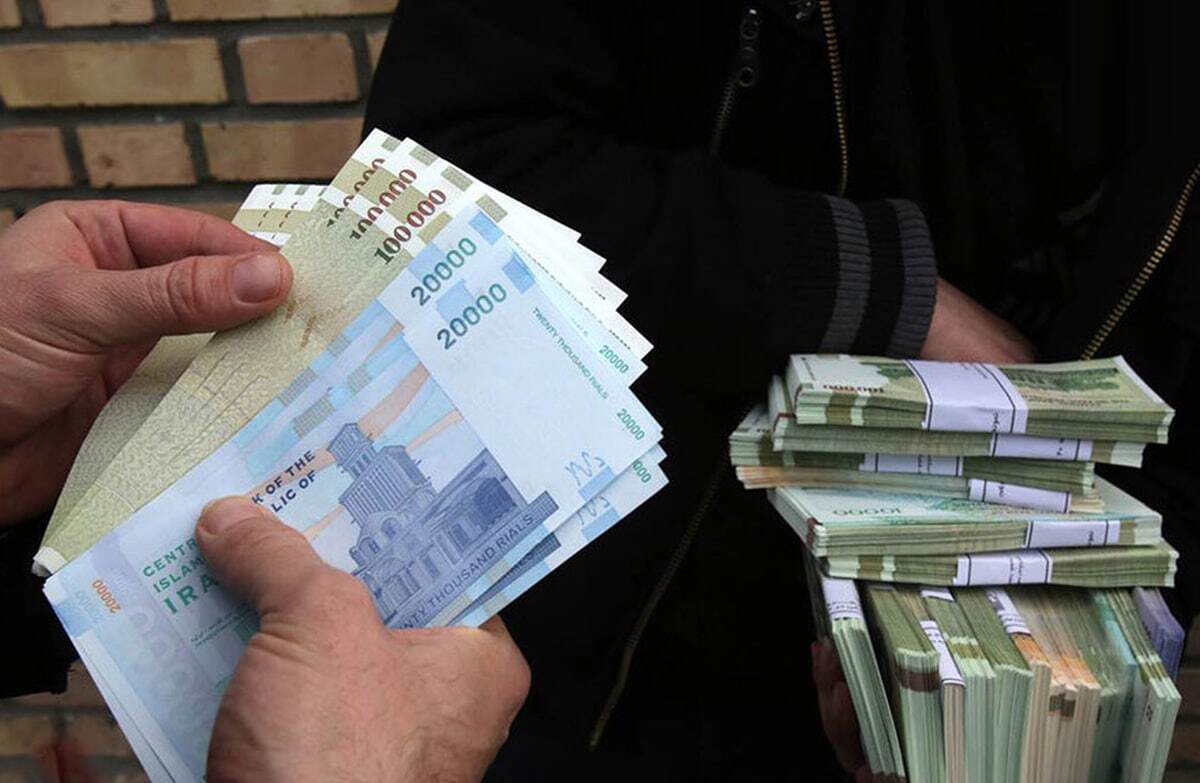 کارگران اخراجی هم عیدی میگیرند؟ کارگران اخراجی هم عیدی میگیرند؟