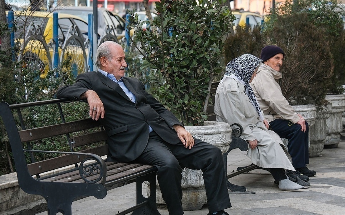 ۳۰ میلیون تومان به حساب ابن گروه از بازنشستگان واریز شد ۳۰ میلیون تومان به حساب ابن گروه از بازنشستگان واریز شد