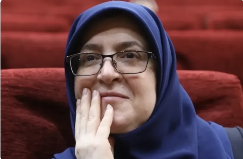 مهاجرانی: دولت مدافع آموزش زبان‌های محلی در کنار زبان رسمی است