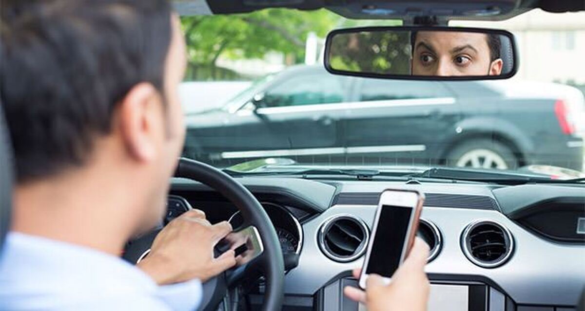 موبایل عامل ۴۶ درصد تصادفات رانندگی در ایران است