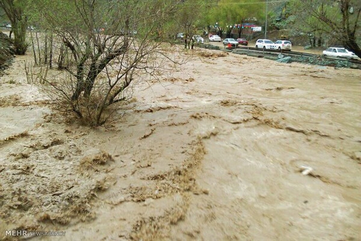 از مناطق سیلابی کشور چه خبر؟ امدادرسانی به ۲۳۰۰ نفر در سیل ۲۰ استان