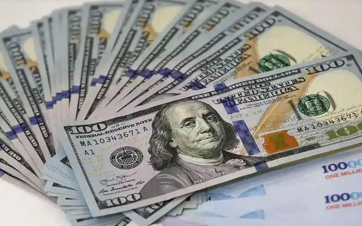 پیشبینی قیمت دلار ۱۶ اردیبهشت ۱۴۰۳؛ بهبود اوضاع سیاسی بازار ارز را آرام میکند؟