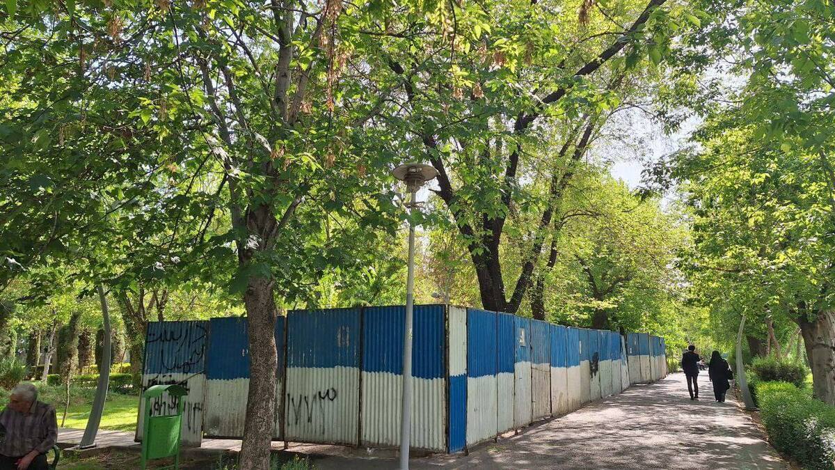 انتقاد از ساخت مجموعه فرهنگی در پارک لاله تهران