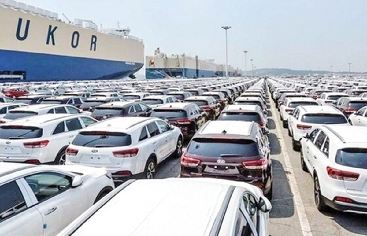 تعويق عمدي واردات خودروهاي دست دوم!