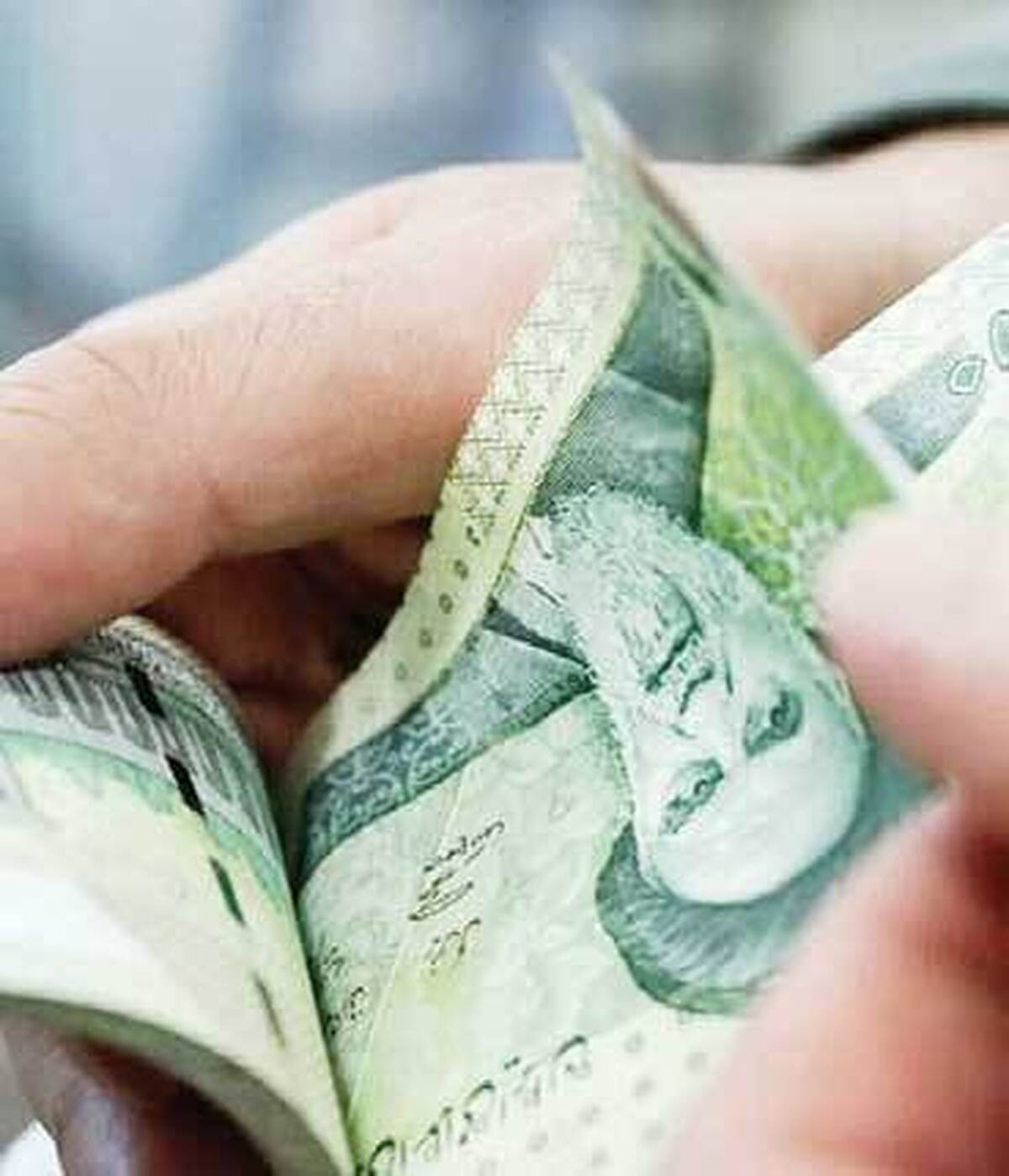 مستمري ارديبهشت مددجويان بهزيستي پرداخت شد