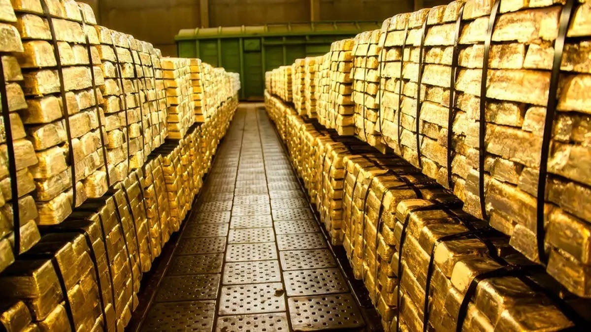 قیمت جهانی طلا امروز ۳ اردیبهشت ۱۴۰۳؛ فلز زرد ارزان شد