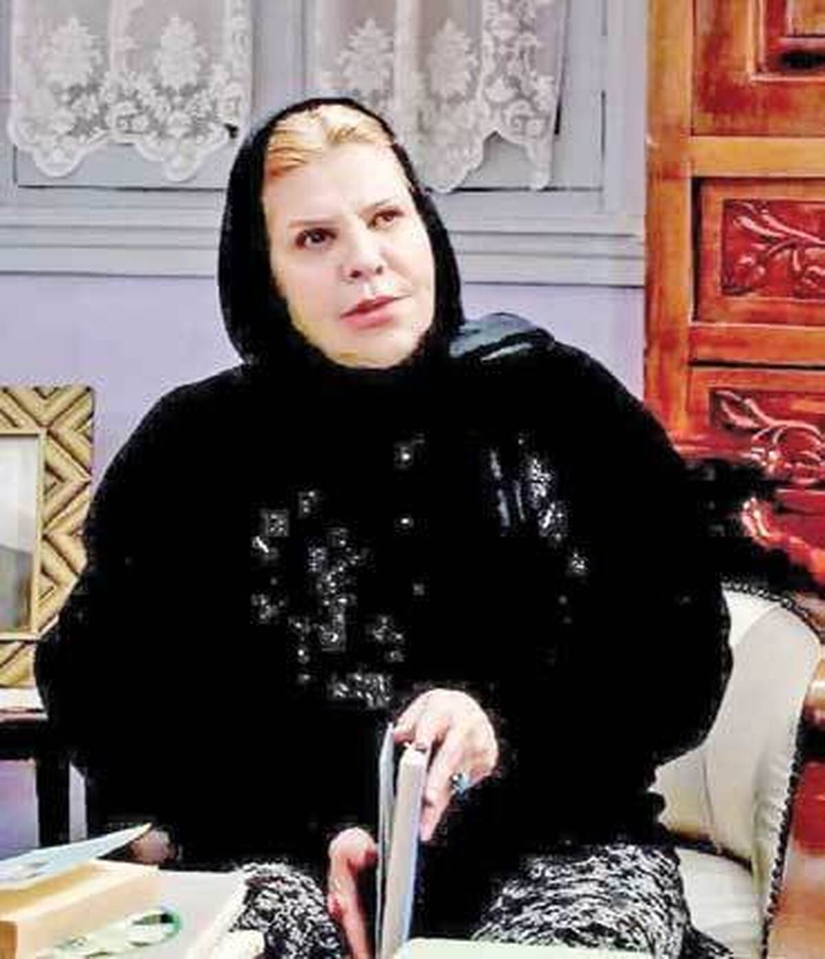 زهرا خوشكام در كنار علي حاتمي به خاك سپرده شد