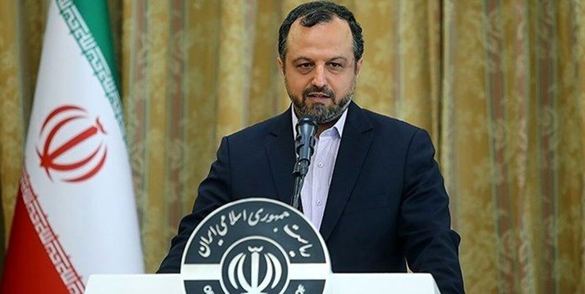 صحبتهای وزیر اقتصاد درباره حق پخش بازیهای پرسپولیس و استقلال