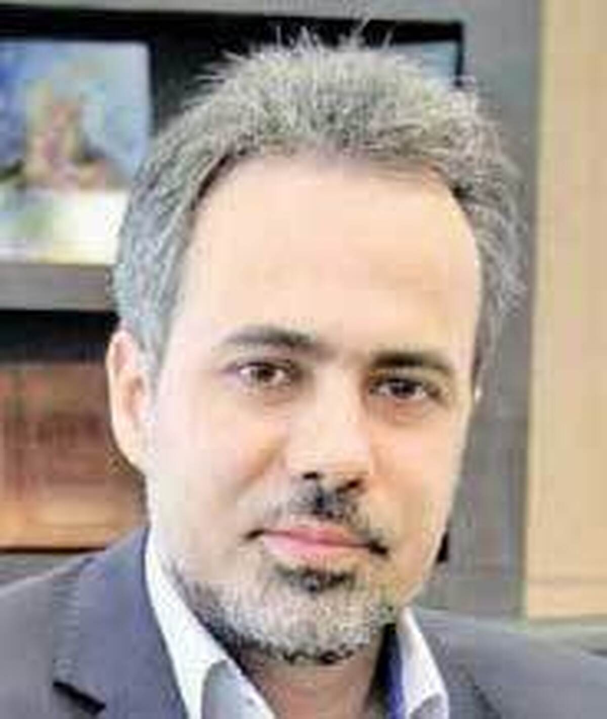 تاثیر متغیرهای داخلی و خارجی بر اقتصاد
