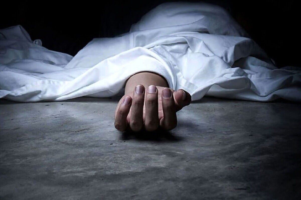 قتل ناموسی در مشهد؛ پسر ۱۷ ساله خواهر ۲۳ سالهاش را در اصطبل کشت!