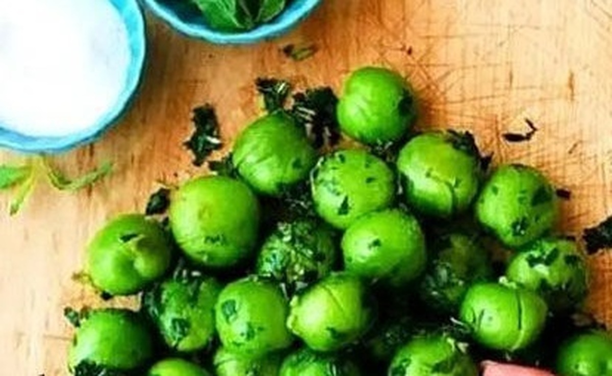 از خواص و مضرات گوجه یا آلوسبز چه میدانید؟