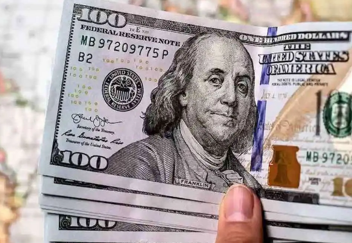 قیمت دلار امروز ۱۰ تیر ۱۴۰۳؛ ارز در بازار آزاد چقدر گران شد؟ + جدول