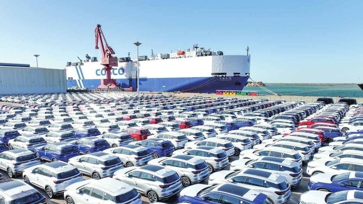 اگر جلیلی رئیس جمهور شود مثل دولت رئیسی در برابر واردات خودرو می ایستد