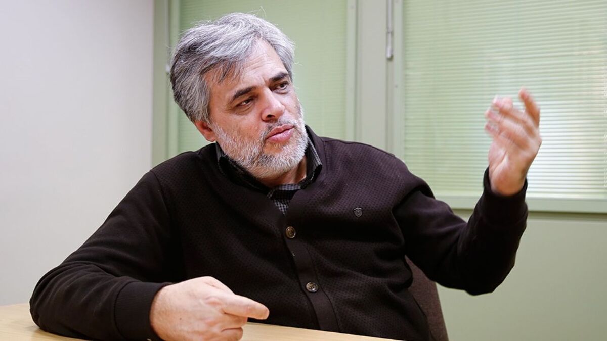 طعنه سنگین مهاجری به درک سعید جلیلی از مملکت داری با هشتگ «دولت زنبیل»