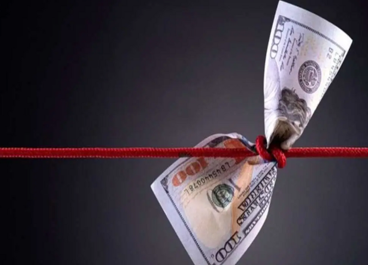 قیمت دلار امروز ۱۶ تیر ۱۴۰۳؛ ارز چقدر در بازار آزاد ریخت؟ + جدول